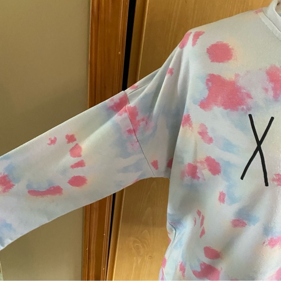 Rae Dunn • ‘XOXO’ Rainbow Tie Dye Crewneck Sweater - Picture 6 of 12